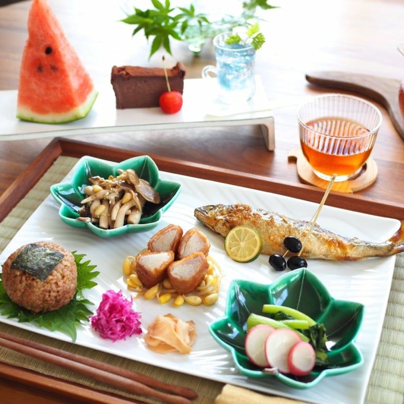 白磁さらさ（はくじさらさ） 白磁さらさ 大皿〈1枚〉 美濃焼 |皿や鉢