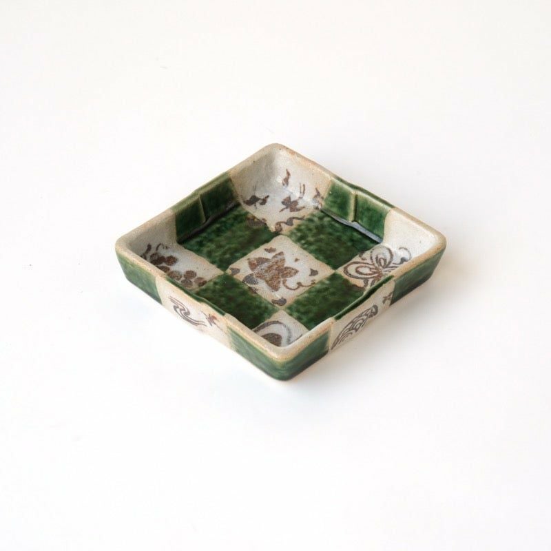市松（いちまつ） 市松 小皿〈1枚〉 瀬戸焼 |皿や鉢など和食器の通販は