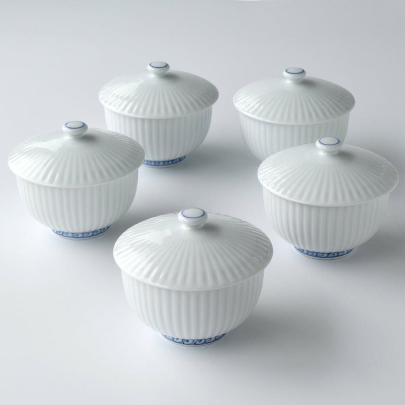 青華瓔珞文（せいかようらくもん） 青華瓔珞文 蓋付お茶呑茶碗（桐箱入