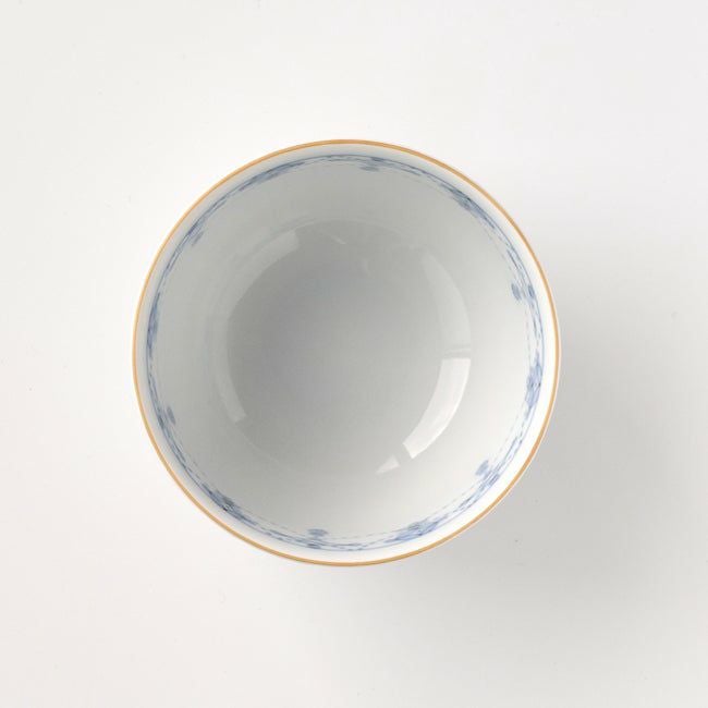 青華瓔珞文（せいかようらくもん） 青華瓔珞文 蓋付お茶呑茶碗（桐箱入