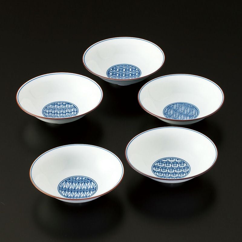 陶器や磁器の鉢やボウルの商品一覧 豊富なサイズで食卓を彩る