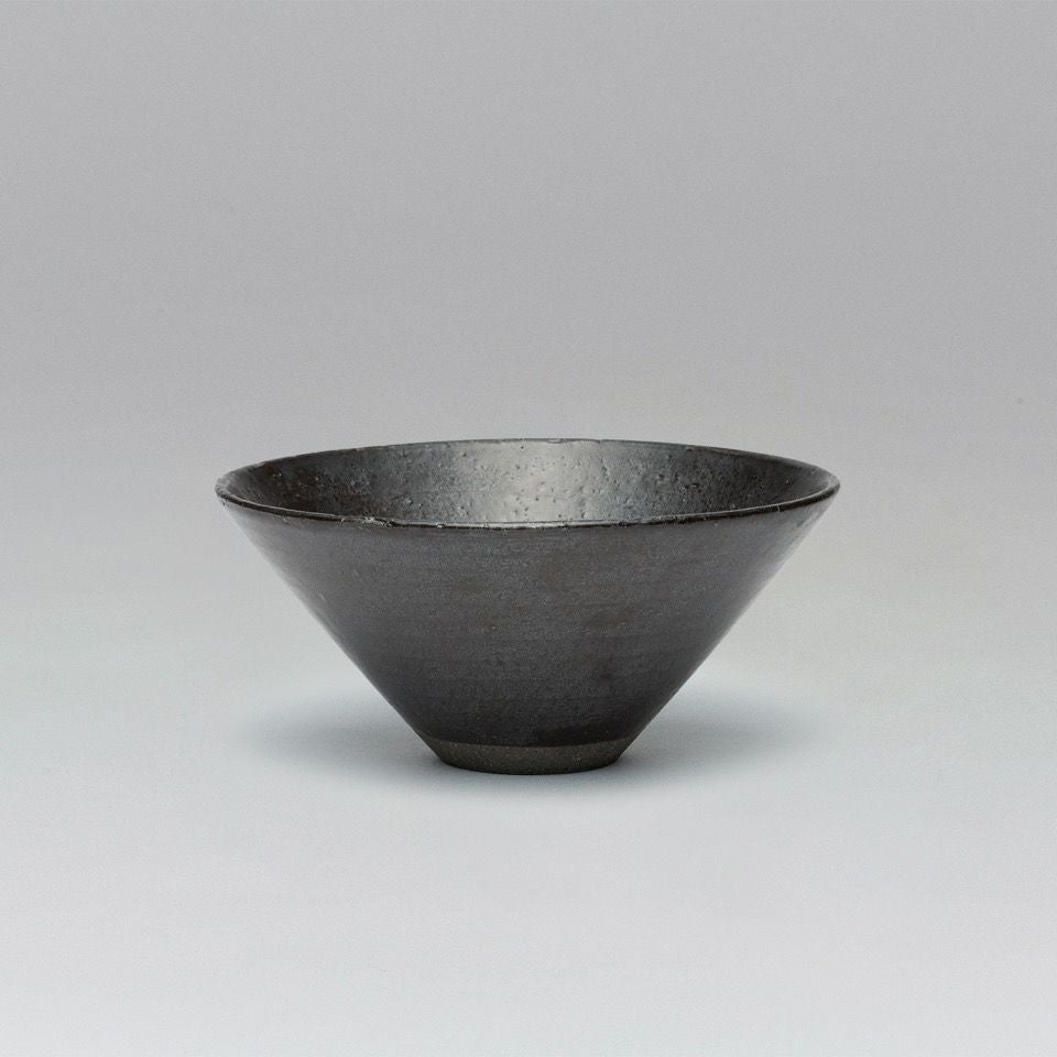 【作家物】和食器 黒釉 流し掛け 大皿 盛鉢 直径約27cm KANADE | 奏 【COCHI】KANADE BOWL / SUMI（黒釉）〈1個