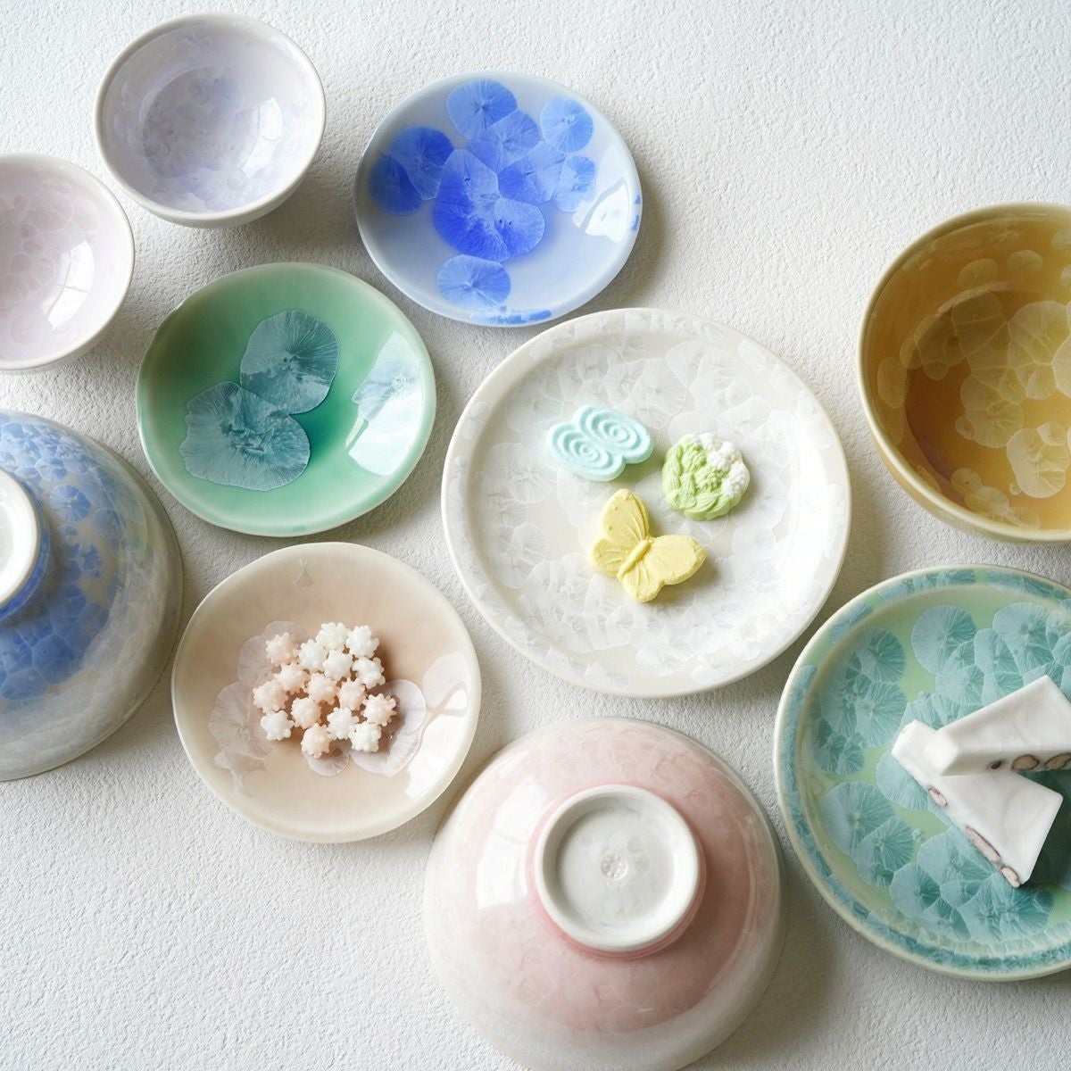 たち吉　仁清花形　手鉢　工芸品 花結晶 【京焼・清水焼】花結晶 ぐい呑（紫彩）〈1個〉 |皿や鉢など和