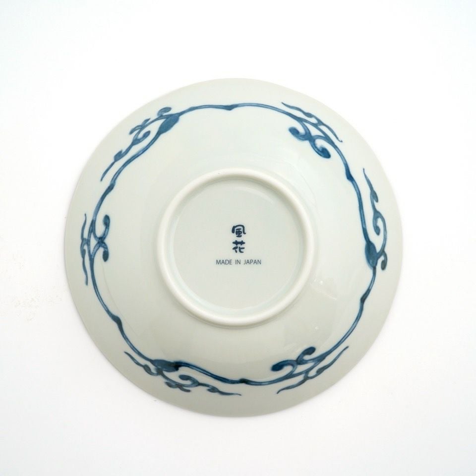 伊万里風菊模様盛鉢(中) 伊万里風菊模様盛鉢(中) いつの時代も変わら