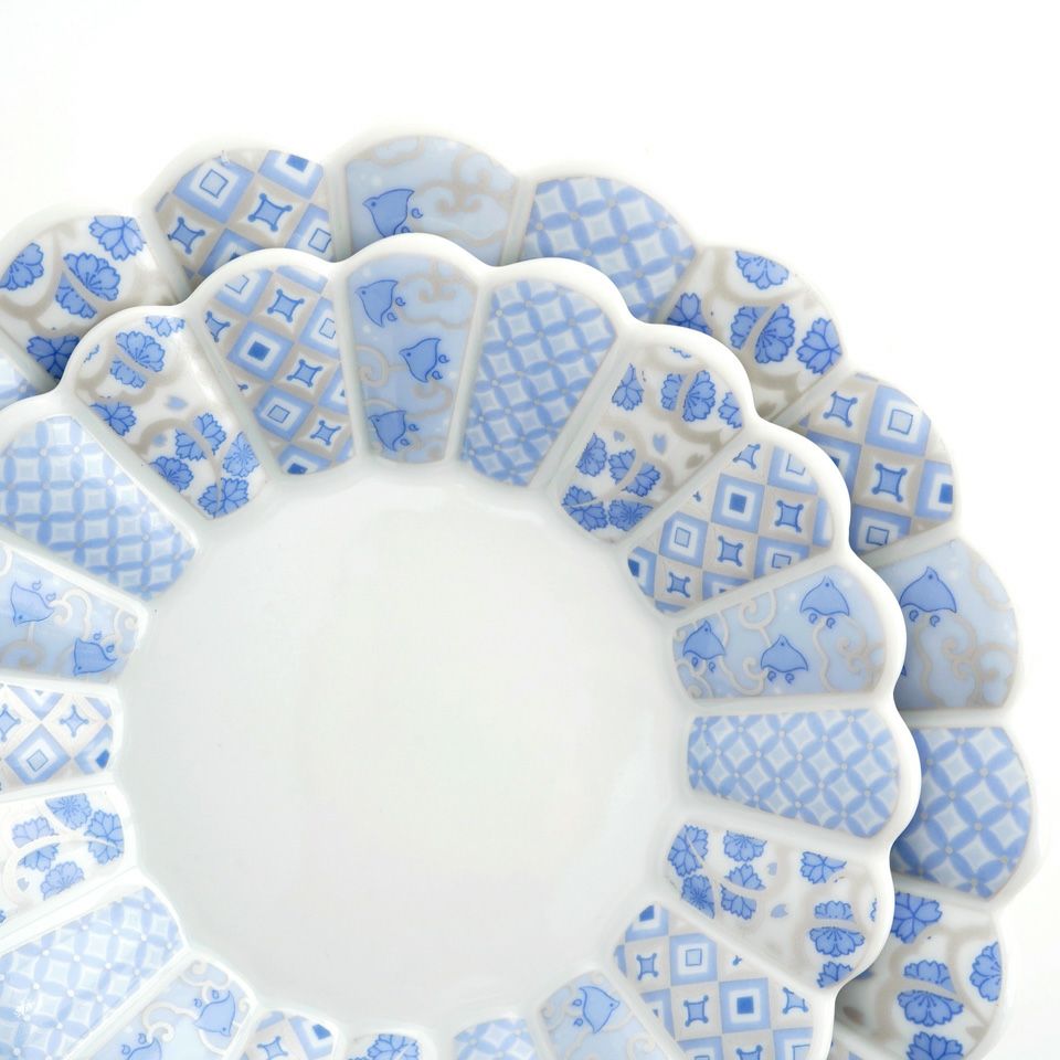   620 白青花柄皿 約19cm 花離宮シリーズ 【波佐見焼】花離宮 19cm 丸皿（ブルー）〈1枚〉 |皿や