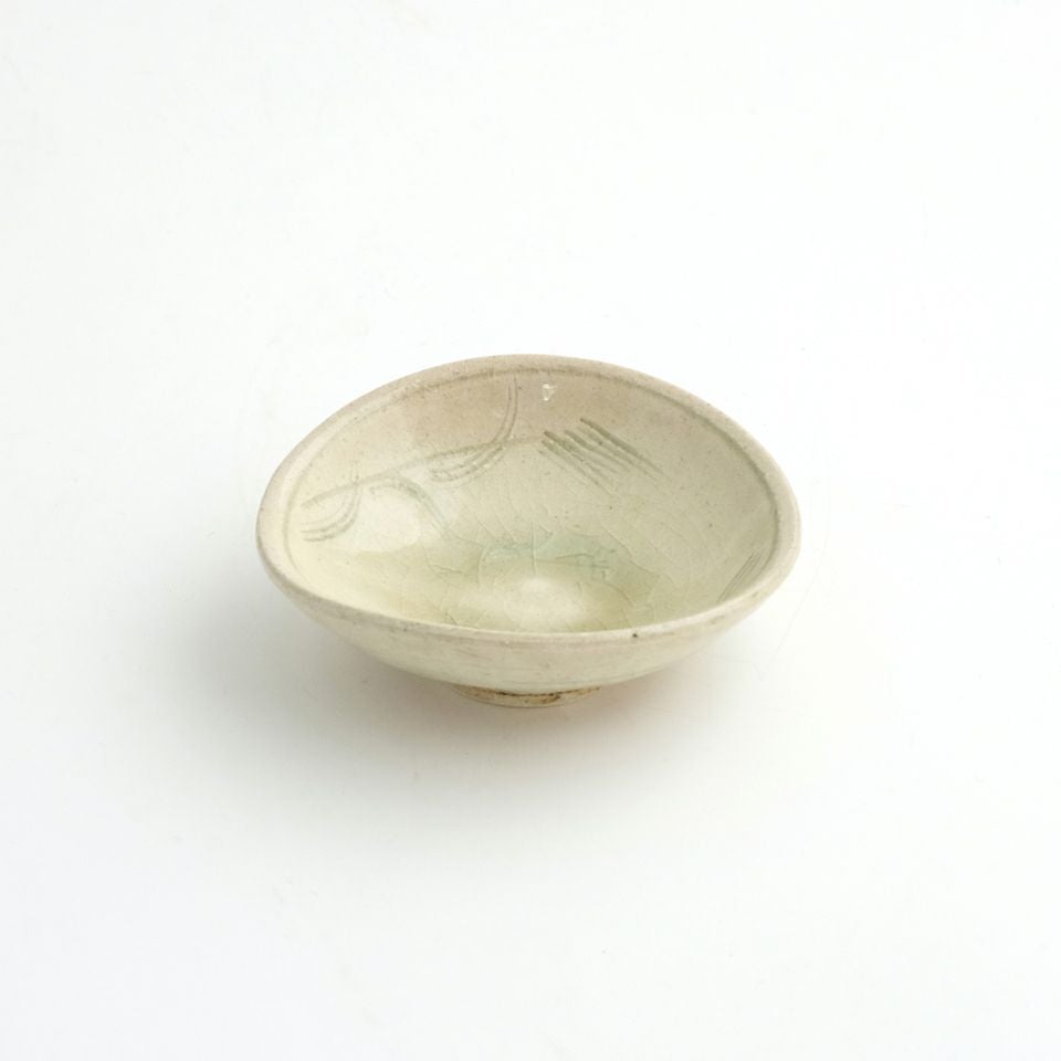 灰釉押圧文大血 長谷川奈津｜林檎灰釉筒湯呑b | UTSUWA-HOTARU online store