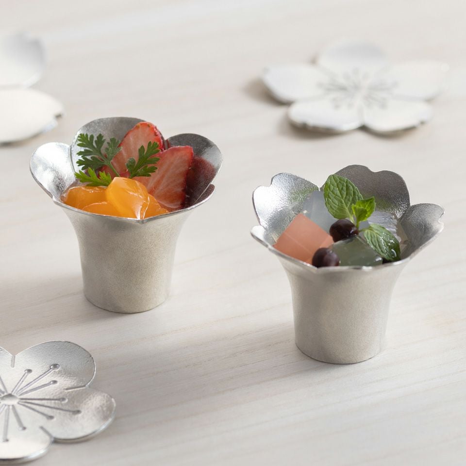 能作 【能作】花小鉢桜〈1個〉 |皿や鉢など和食器の通販は京都のたち吉