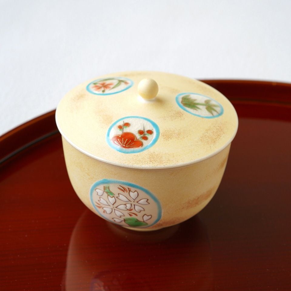 京焼・清水焼SALE 【京焼・清水焼SALE】丸紋敷四季 蓋付お茶呑茶碗〈1