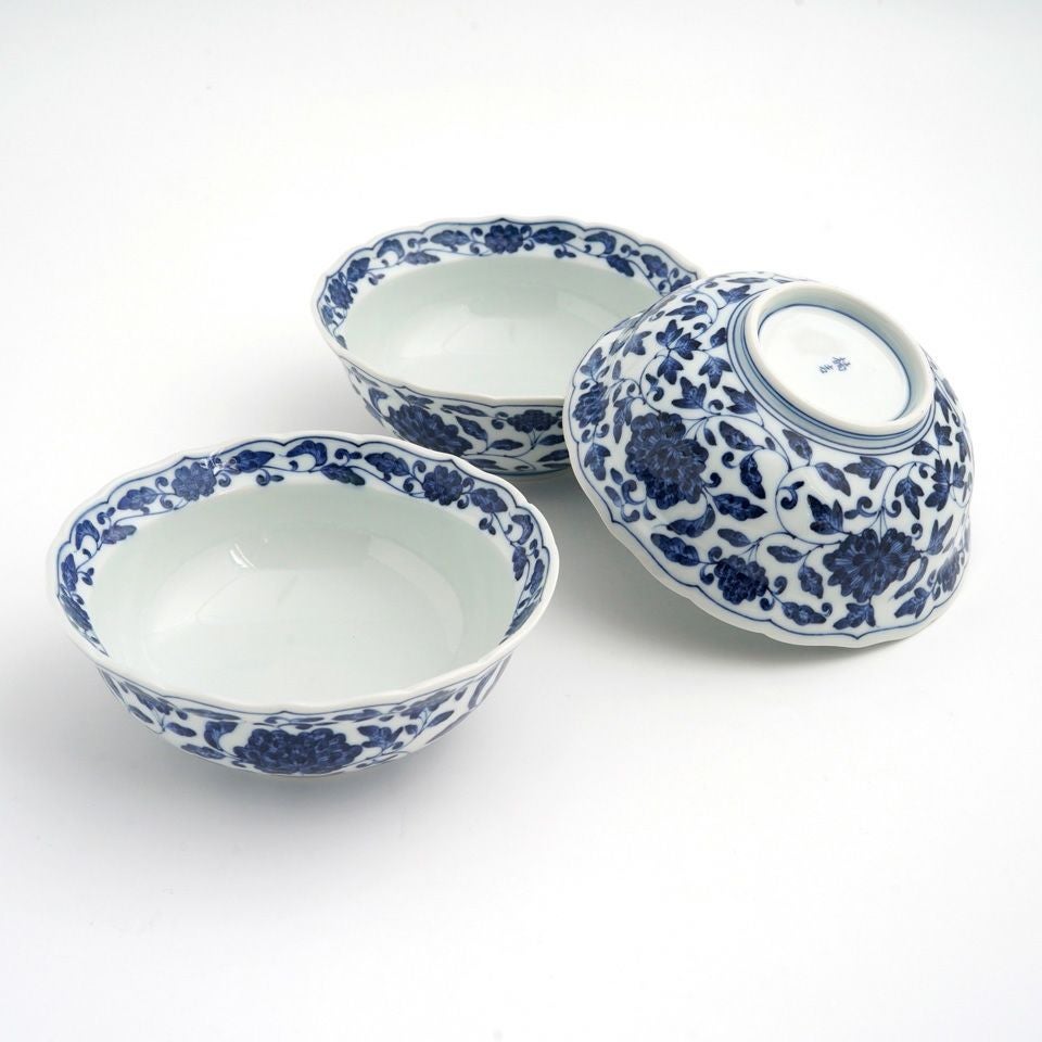 蒼い華器　与吉　チタン シリーズ以外・その他 【大感謝祭SALE】青華唐草 煮物鉢〈3個〉 波佐見
