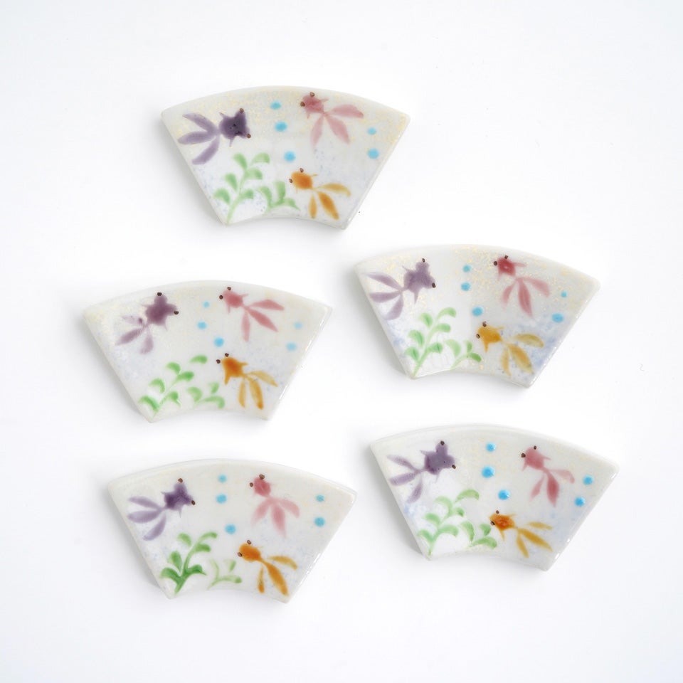 【新品未使用品】清水焼・京焼☆京泉☆扇面皿☆四季折々の草花柄☆山水画☆５枚セット Amazon | 清水焼京焼京泉扇面皿四季折々の草花柄山水画5枚セット