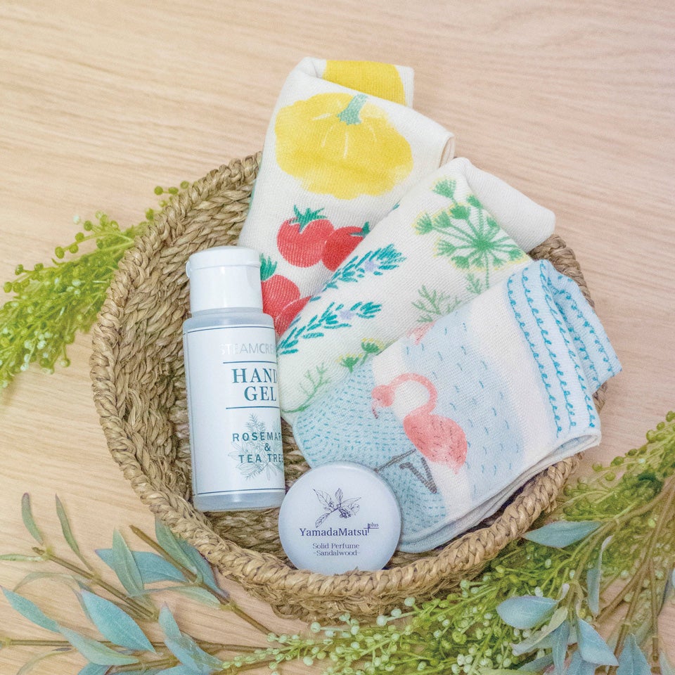 産地 その他 【むす美】MUSUBI ORGANIC 4重ガーゼハンカチ やさい