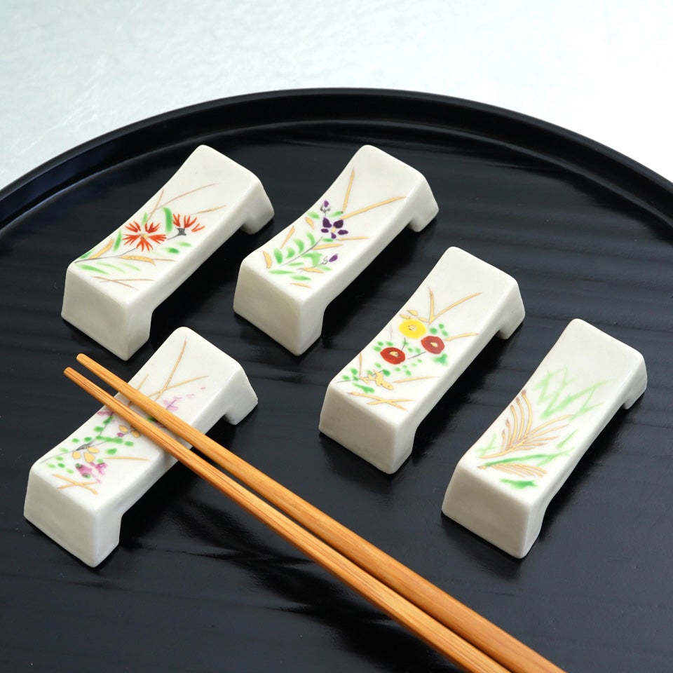 京焼・清水焼（京都府） 【京焼・清水焼】五草花 枕形箸置〈5個〉 |皿