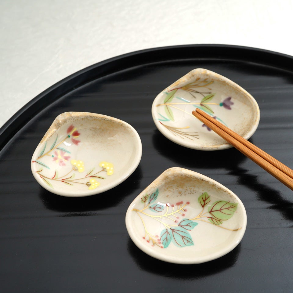 京焼・清水焼（京都府） 【京焼・清水焼】秋の七草 貝形箸置〈5個