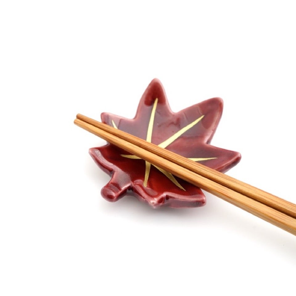 京焼・清水焼（京都府） 【京焼・清水焼】赤交趾紅葉 箸置〈5個〉 |皿